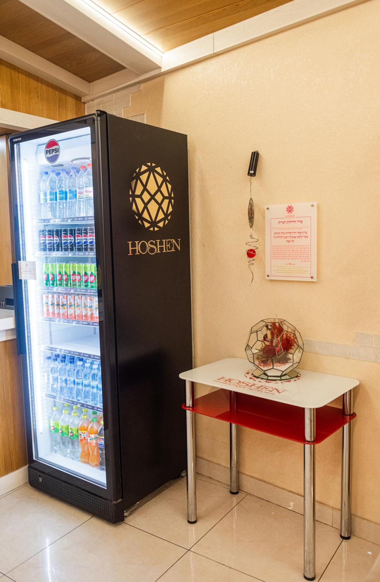 Hoshen Hotel Uman Bagian luar foto