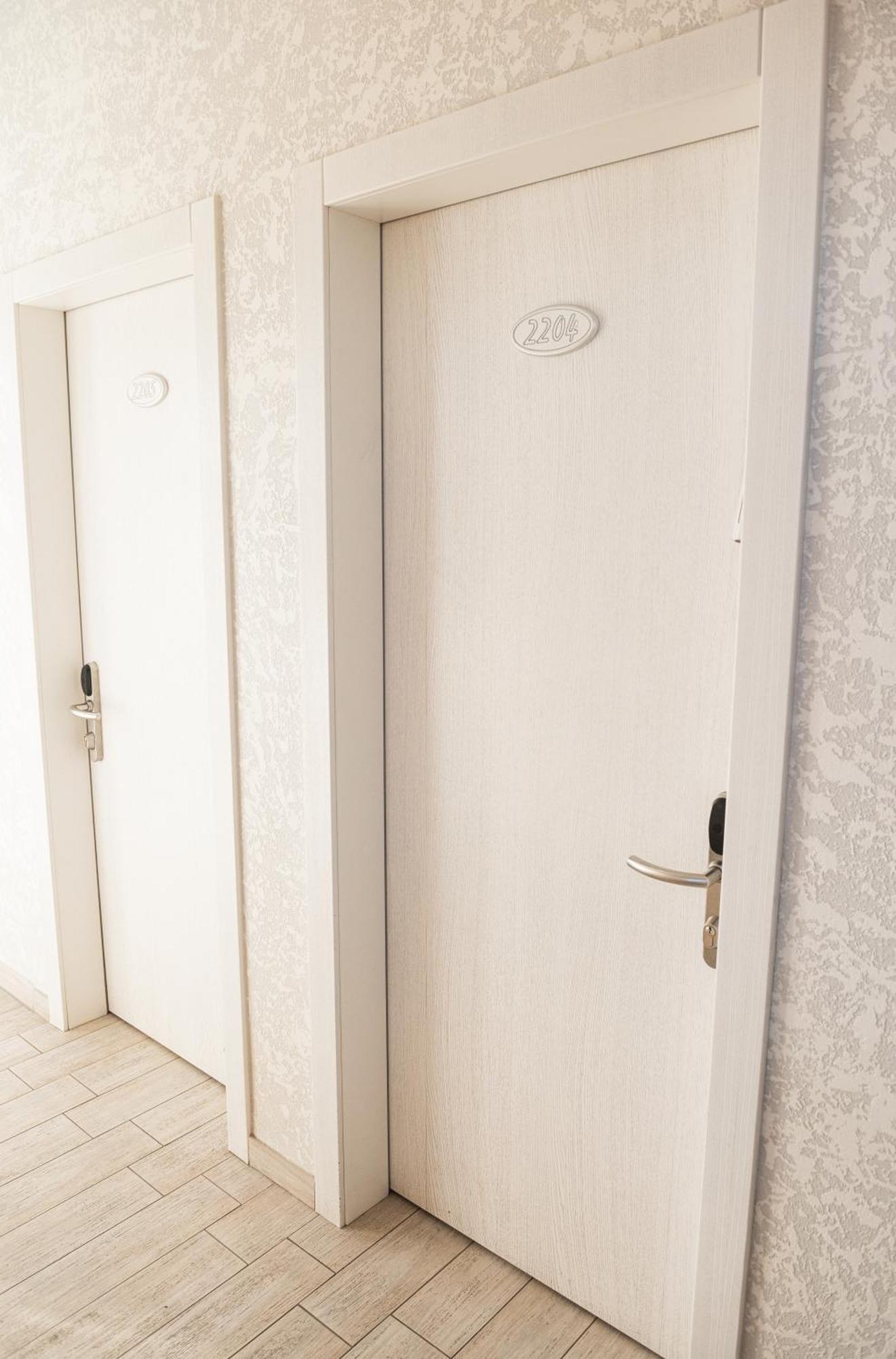 Hoshen Hotel Uman Bagian luar foto